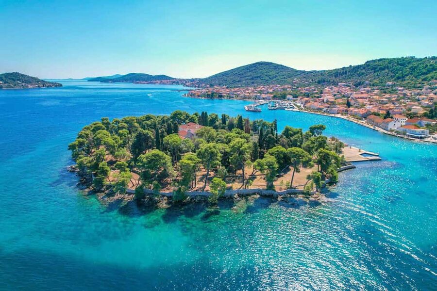 Zadar: 3 Islands Speedboat Tour with Drinks and Diving - Quick takeaways