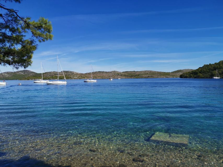 Zadar: Full-Day Sailing Trip to Kornati - The skipper can shape the whole day