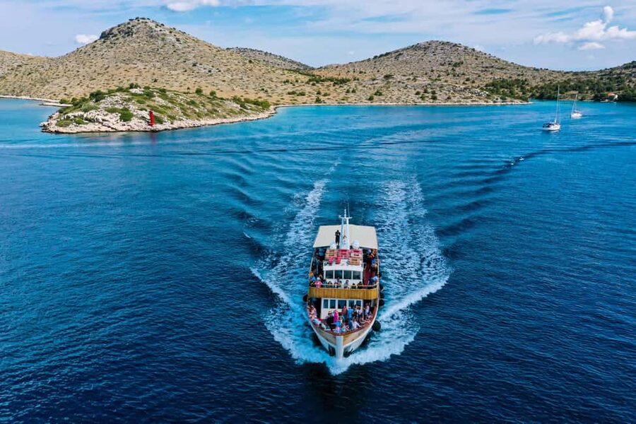 Zadar: Kornati and Telašćica Cruise with Ticket Included - Leaving Zadar for the stone islands