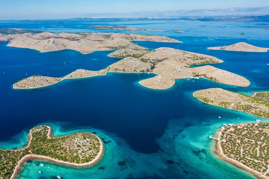 Zadar: Kornati and Telašćica Full-Day Boat Trip with Lunch - What to pack for the rocky stops