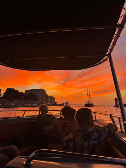 Zadar: Romantic Luxury Sunset Boat Tour with Aperol Spritz - Timing, meeting point, and weather advice