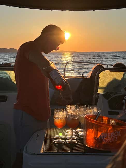 Zadar: Romantic, Luxury Sunset Boat Tour with Aperol Spritz - How to make the most of the 75 minutes