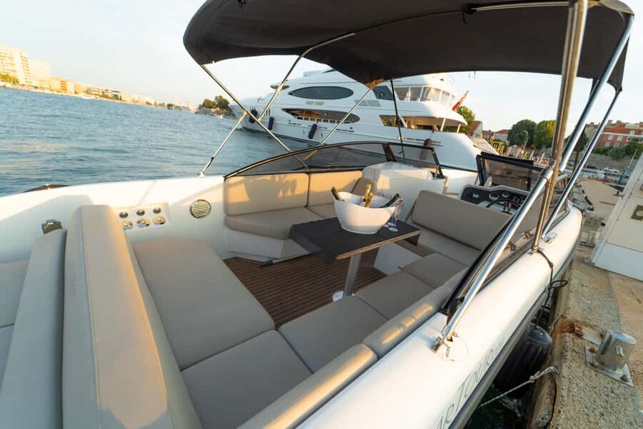 Zadar: Sunset and Night Cruise with Unlimited Sparkling Wine - Should you book it?