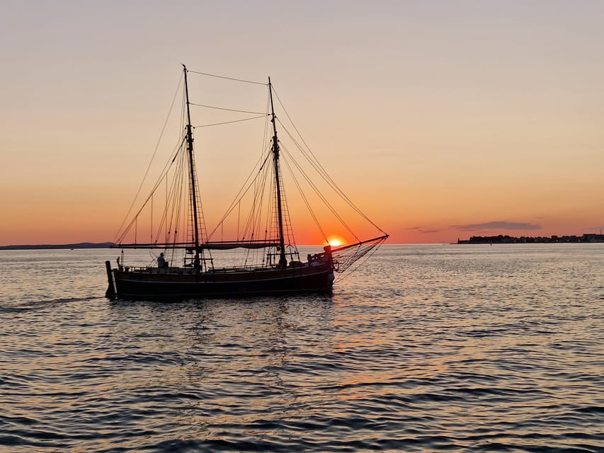 Zadar: Sunset Cruise on Traditional Boat with Wine - Music, crew, and the changing mood onboard