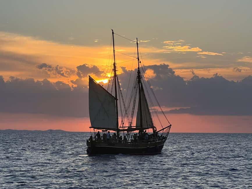 Zadar: Sunset Cruise on Traditional Boat with Wine - Meeting the old wooden boat