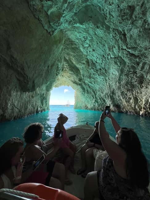 Zakynthos: Laganas Bay, Myzithres & Turtles Speedboat Tour - Practical Packing Advice